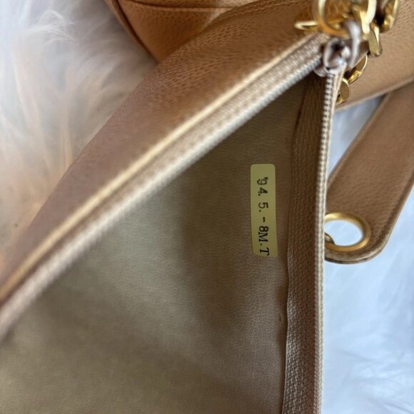 Authentic CHANEL Triple CC Caviar leather brown camel bucket back with pouch - Picture 14 of 14